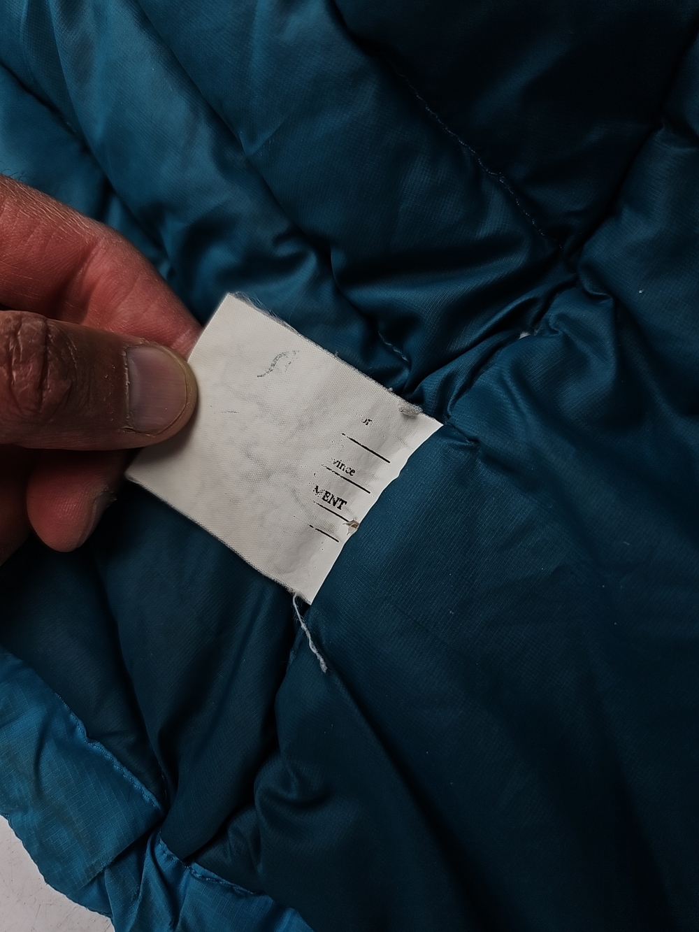 Patagonia Women's Turquoise Blue Puffer Jacket with Hood Stained - Picture 7 of 10